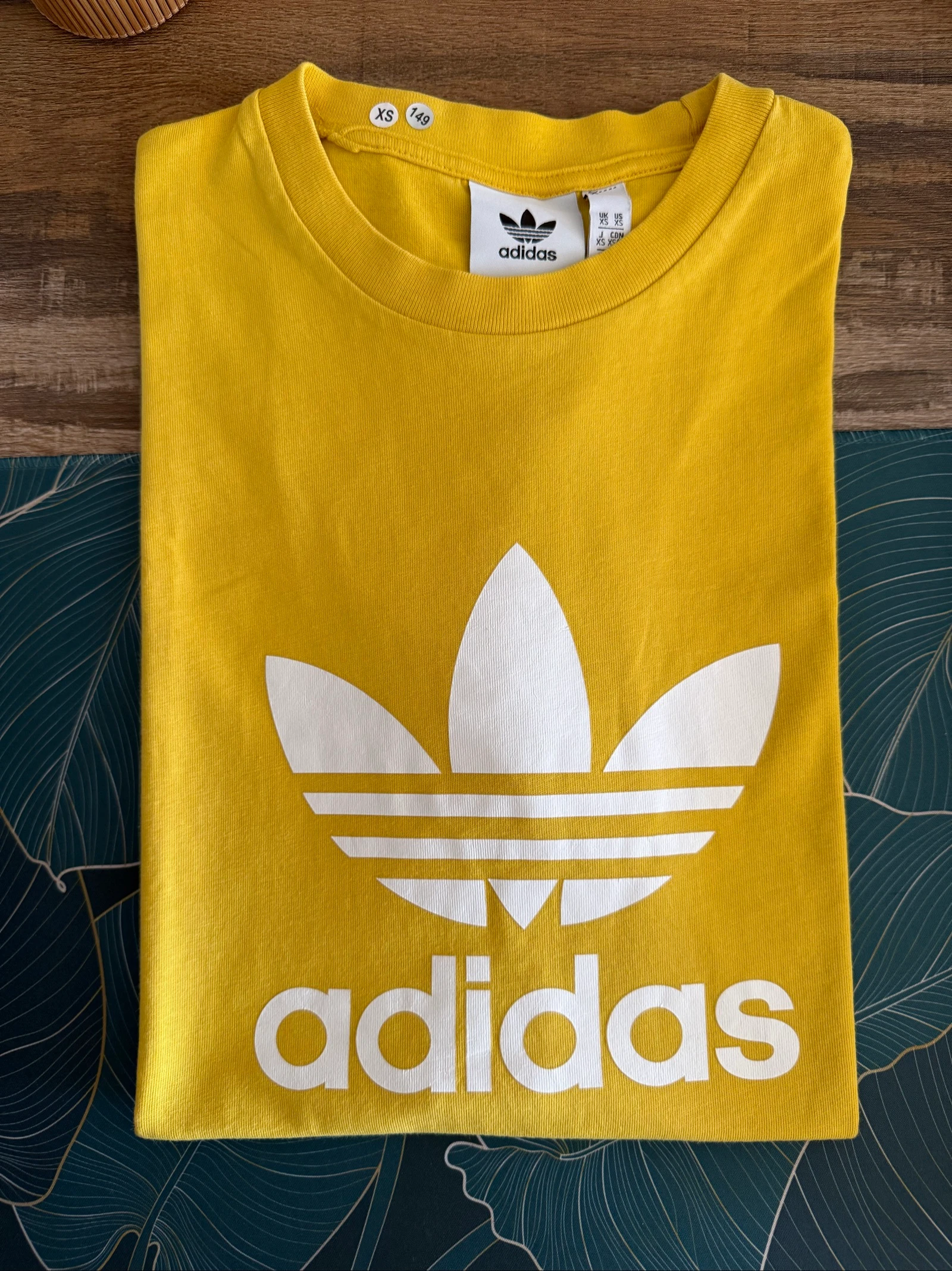 Camiseta Adidas Originals Hombre XS – Amarillo Mostaza – Logo Trébol – Vintage – Muy buen estado – photo 3